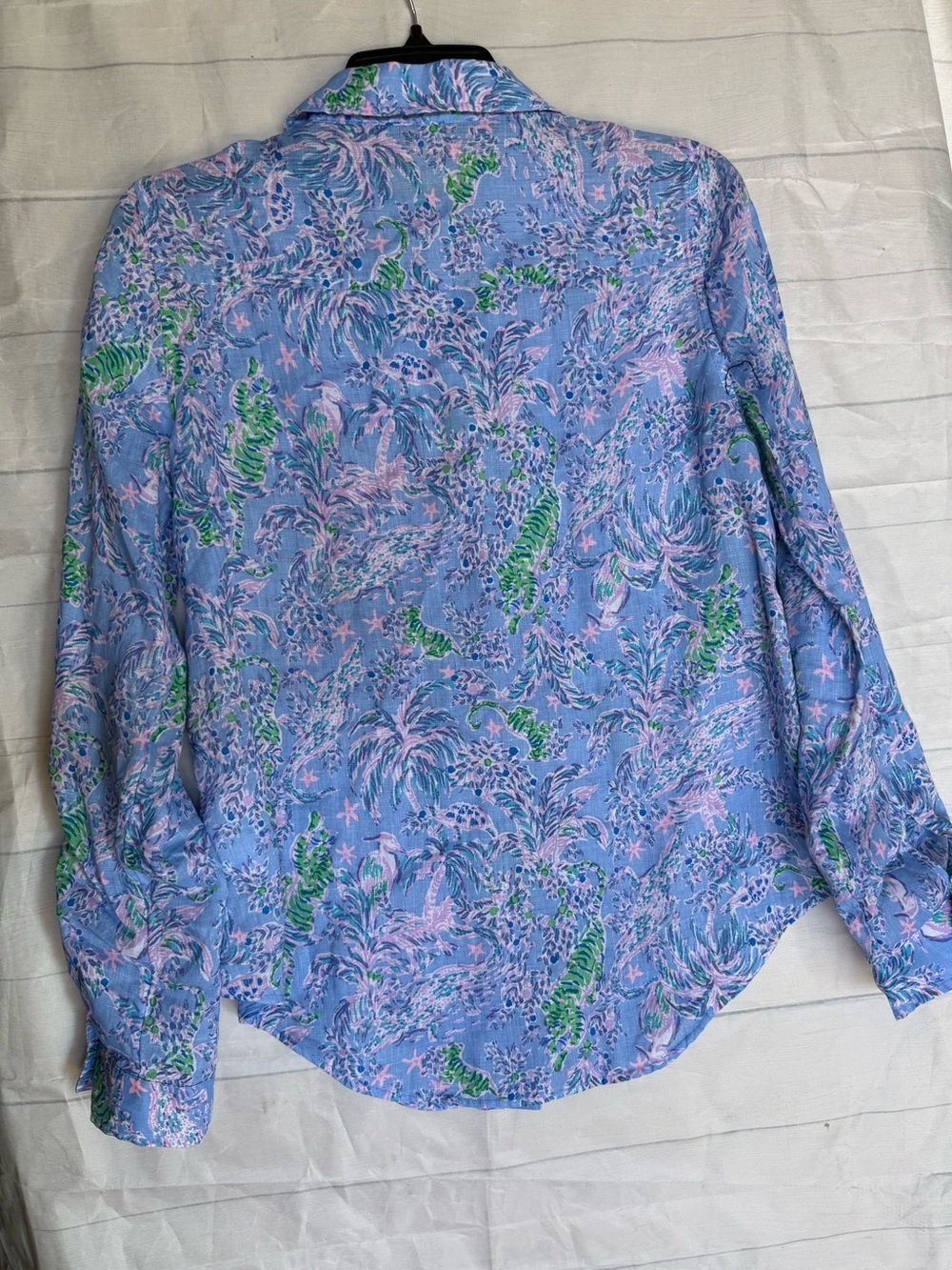 Lilly Pulitzer Sea View Linen Button Down Blue Peri women’s size small - Picture 4 of 16